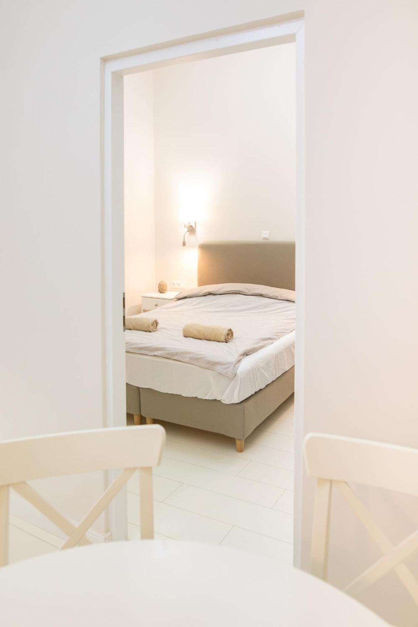 Hidden Modern Getaway With Two Bedroom Behind Opera House * Budapest