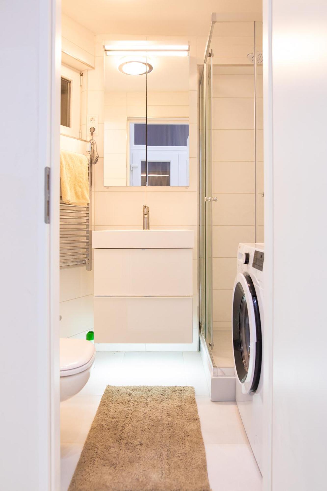 Hidden Getaway With Two Bedroom By The St Stephen's Basilica * בודפשט